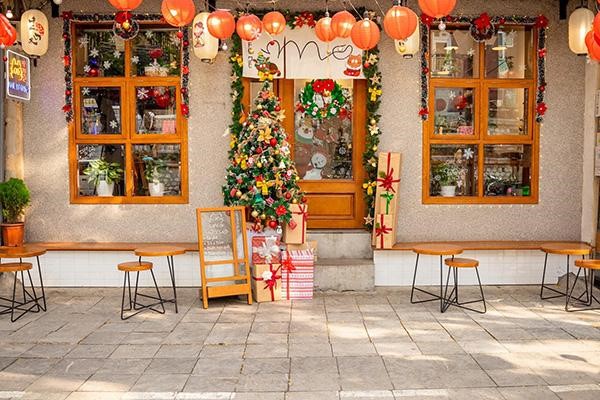 Những quán cafe trang trí Noel ở Hà Nội cho các tín đồ sống ảo - Ảnh 27. Những quán cafe trang trí Noel ở Hà Nội cho các tín đồ sống ảo - Ảnh 27.