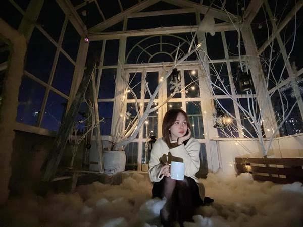 Những quán cafe trang trí Noel ở Hà Nội cho các tín đồ sống ảo - Ảnh 38. Những quán cafe trang trí Noel ở Hà Nội cho các tín đồ sống ảo - Ảnh 38.