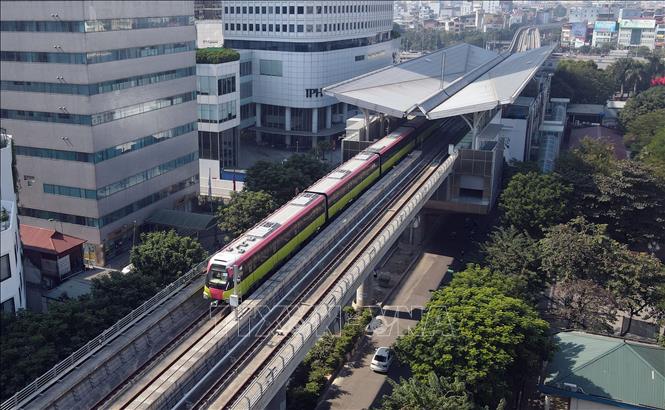 Hà Nội sẽ xây dựng 3 tuyến đường sắt đô thị trong 5 năm tới - Ảnh 1. Hà Nội sẽ xây dựng 3 tuyến đường sắt đô thị trong 5 năm tới - Ảnh 1.