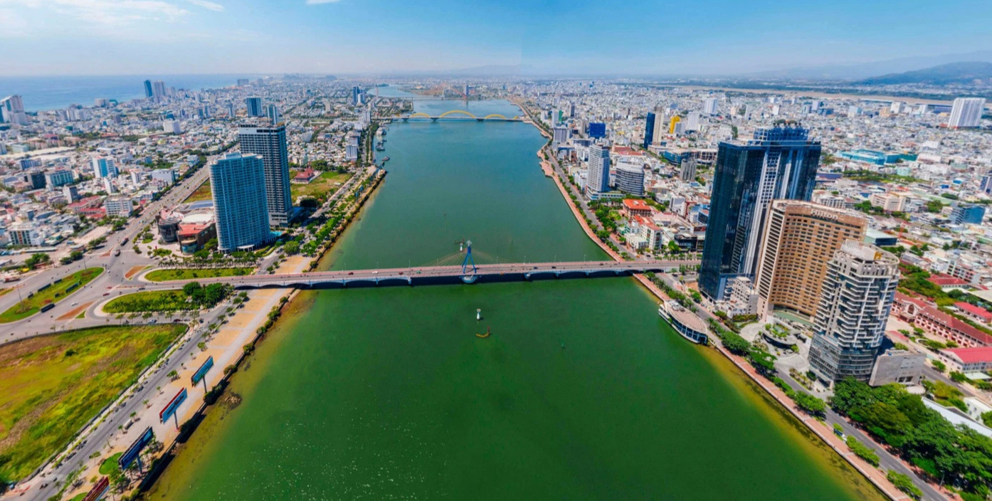 Chủ tịch nước yêu cầu Đà Nẵng sớm hoàn thiện các quy hoạch, ưu tiên phát triển hạ tầng giao thông - Ảnh 1. Chủ tịch nước yêu cầu Đà Nẵng sớm hoàn thiện các quy hoạch, ưu tiên phát triển hạ tầng giao thông - Ảnh 1.