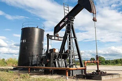 Giá xăng dầu hôm nay 29/12: Giá dầu tiếp tục tăng sau phiên tăng hôm qua
