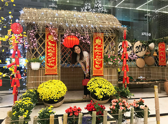 Top 5 ý tưởng trang trí Tết văn phòng với tiểu cảnh đẹp ấn tượng năm 2022 - Ảnh 2. Top 5 ý tưởng trang trí Tết văn phòng với tiểu cảnh đẹp ấn tượng năm 2022 - Ảnh 2.