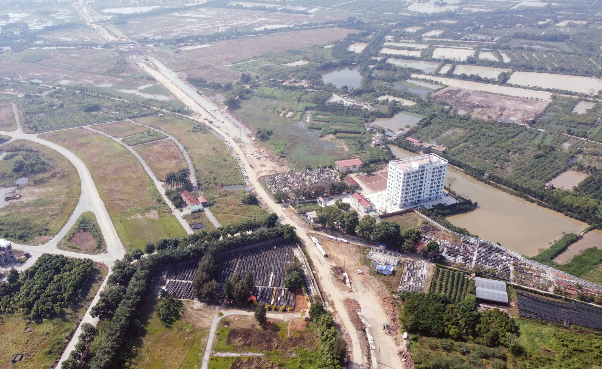 Toàn cảnh 6 tuyến đường đang xây dựng giúp Hoài Đức thêm tiêu chí lên quận - Ảnh 13. Toàn cảnh 6 tuyến đường đang xây dựng giúp Hoài Đức thêm tiêu chí lên quận - Ảnh 13.