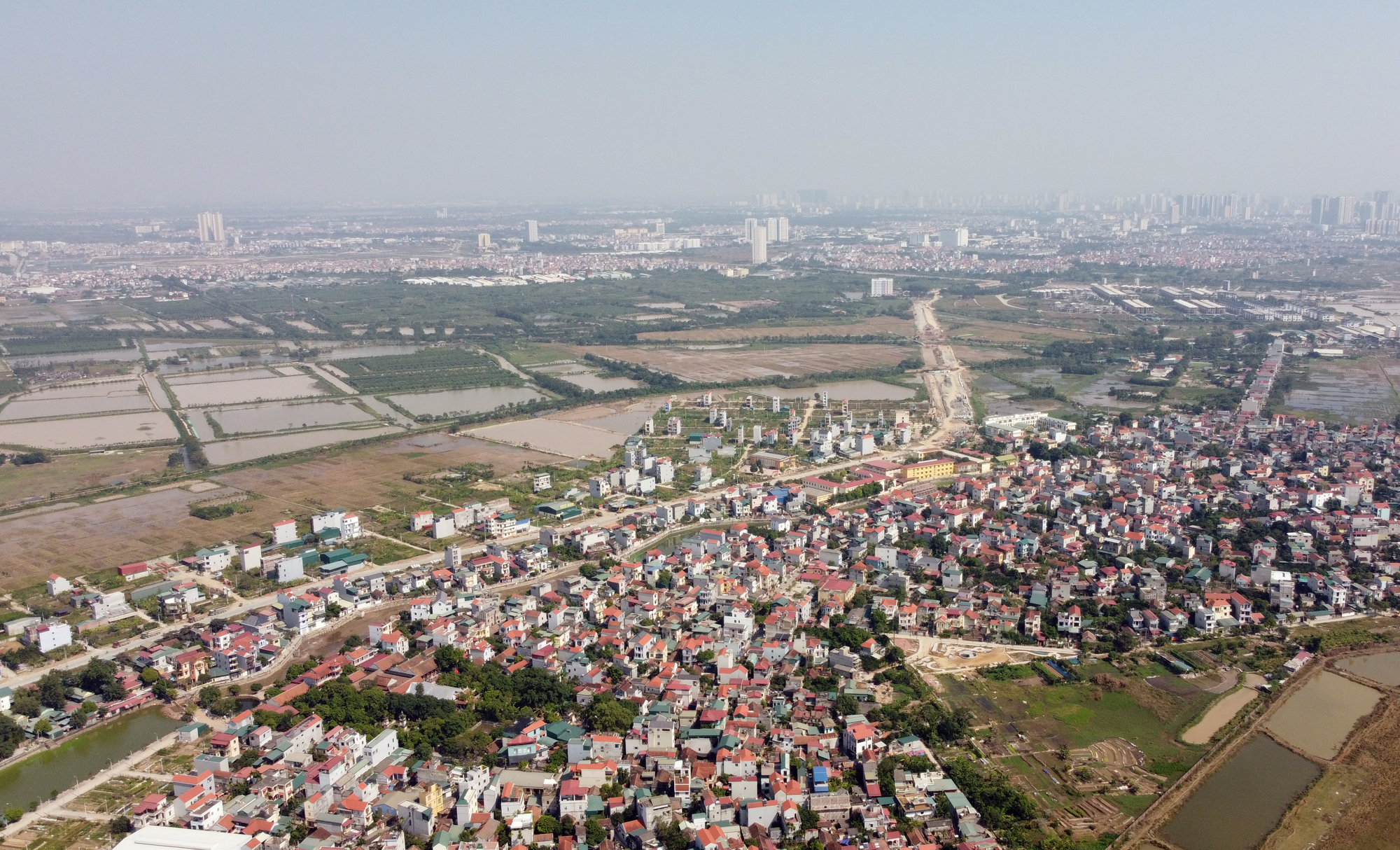 Toàn cảnh 6 tuyến đường đang xây dựng giúp Hoài Đức thêm tiêu chí lên quận - Ảnh 15. Toàn cảnh 6 tuyến đường đang xây dựng giúp Hoài Đức thêm tiêu chí lên quận - Ảnh 15.