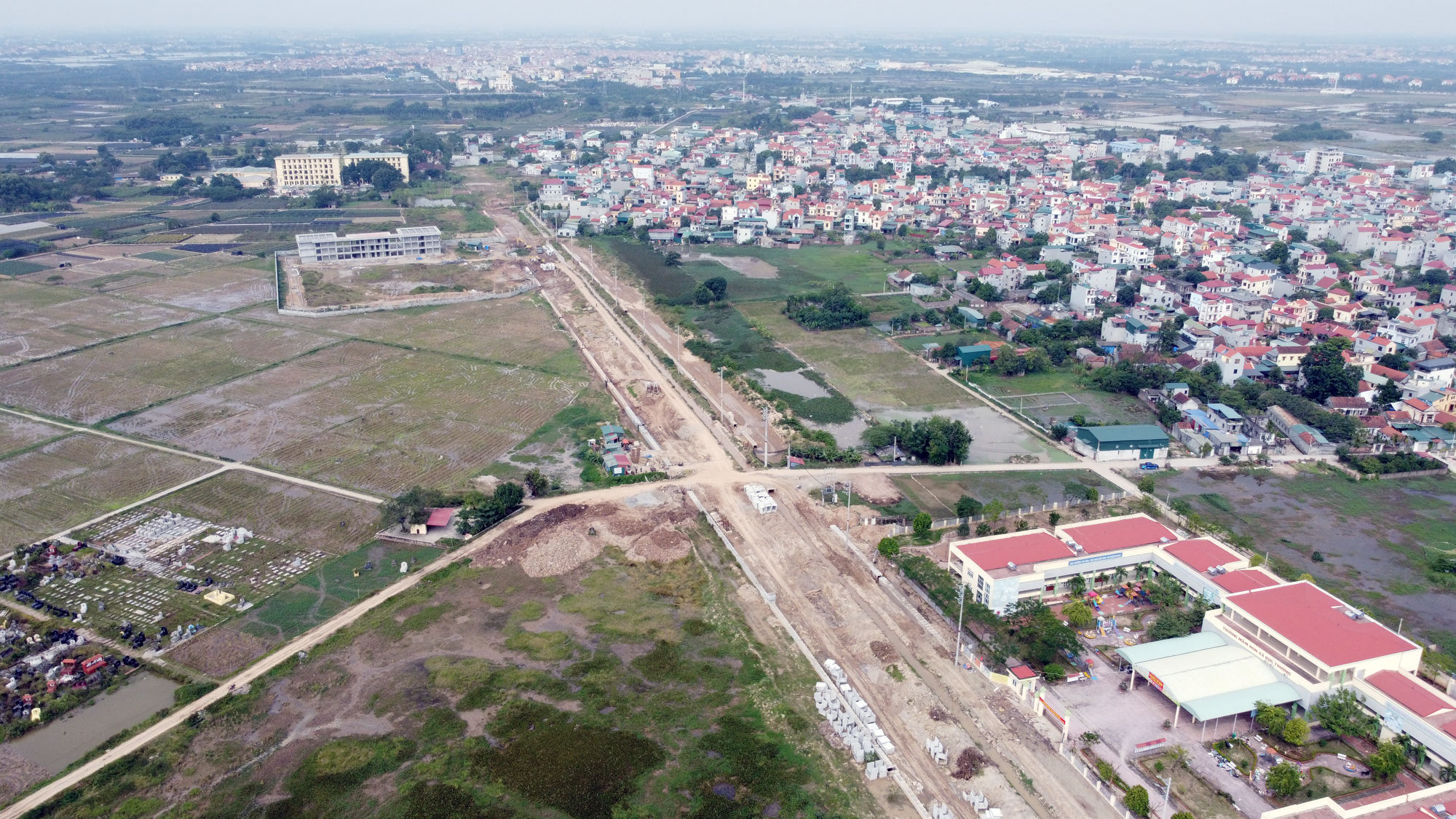 Toàn cảnh 6 tuyến đường đang xây dựng giúp Hoài Đức thêm tiêu chí lên quận - Ảnh 28. Toàn cảnh 6 tuyến đường đang xây dựng giúp Hoài Đức thêm tiêu chí lên quận - Ảnh 28.