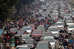 Hà Nội nghiên cứu cấm xe máy tại nhiều quận nội đô từ 2025