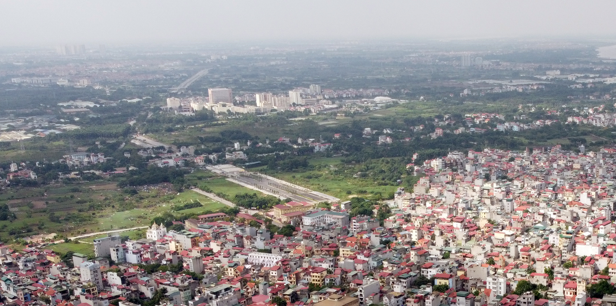 Hà Nội làm rõ chi phí gần 1.300 tỷ đồng đầu tư tuyến đường Tây Thăng Long - Ảnh 1. Hà Nội làm rõ chi phí gần 1.300 tỷ đồng đầu tư tuyến đường Tây Thăng Long - Ảnh 1.