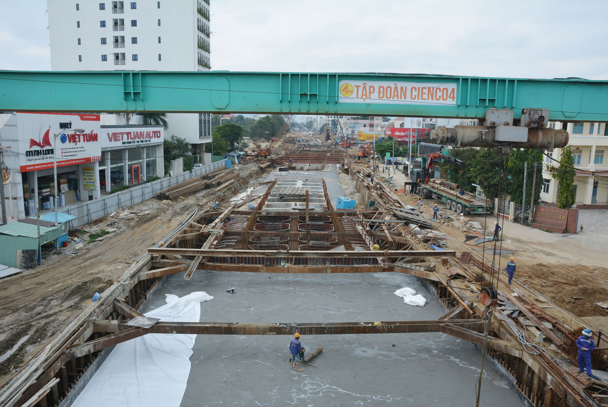 Hình hài hầm chui qua cầu Trần Thị Lý Đà Nẵng sau 20 tháng thi công - Ảnh 8.