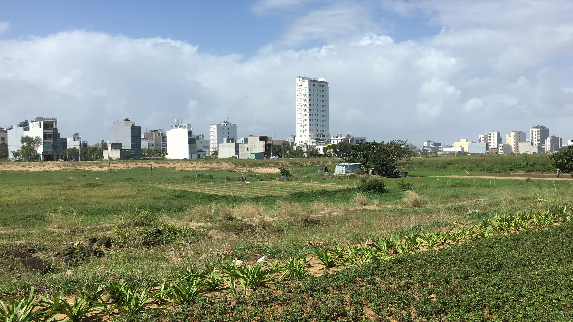 Cận cảnh hai khu đất trong vụ kiện giữa Sudico và Land Hà Hải, một giám đốc uống thuốc tự tử tại tòa - Ảnh 4.