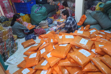 Sôi động kinh doanh online mùa Tết, hàng thời trang tiêu dùng được ưa chuộng mạnh