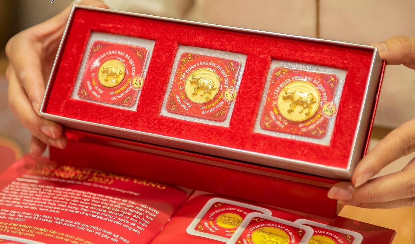 DOJI tung hàng trăm ngàn sản phẩm vàng độc đáo đón Thần Tài - Ảnh 2. DOJI tung hàng trăm ngàn sản phẩm vàng độc đáo đón Thần Tài - Ảnh 2.