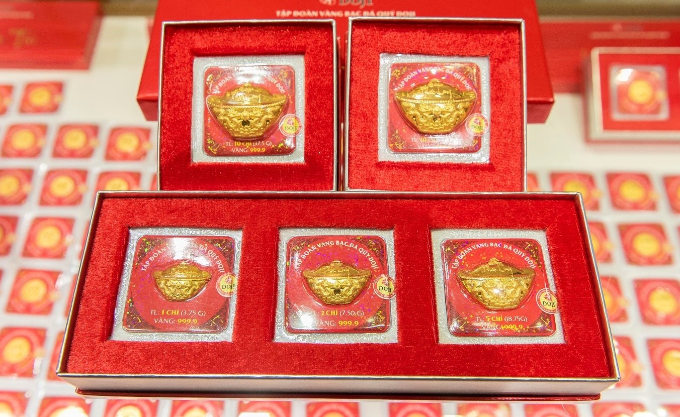 DOJI tung hàng trăm ngàn sản phẩm vàng độc đáo đón Thần Tài - Ảnh 3. DOJI tung hàng trăm ngàn sản phẩm vàng độc đáo đón Thần Tài - Ảnh 3.