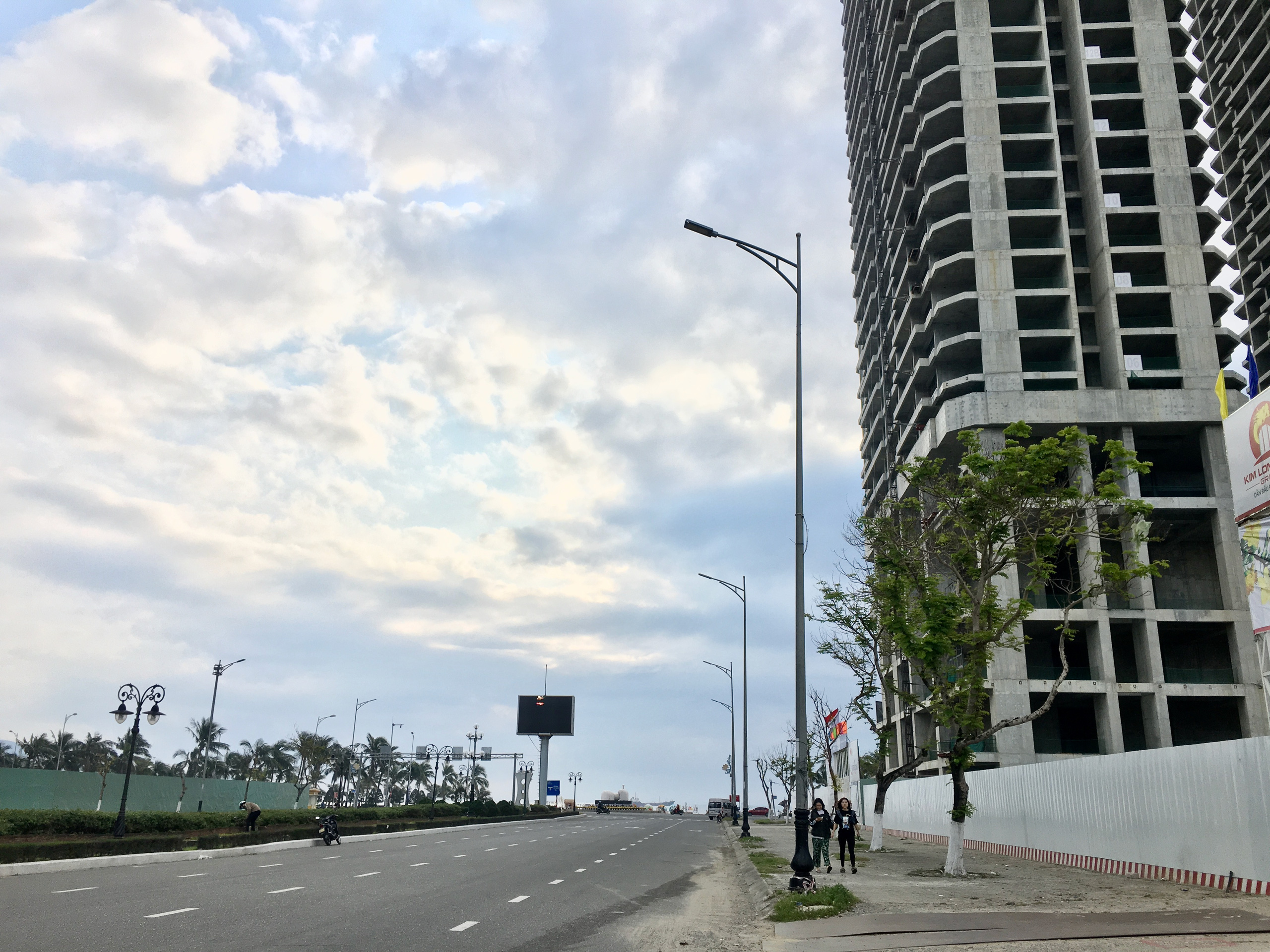 Dự án Da Nang Times Square xin chuyển hàng nghìn căn condotel sang chung cư - Ảnh 5. Dự án Da Nang Times Square xin chuyển hàng nghìn căn condotel sang chung cư - Ảnh 5.
