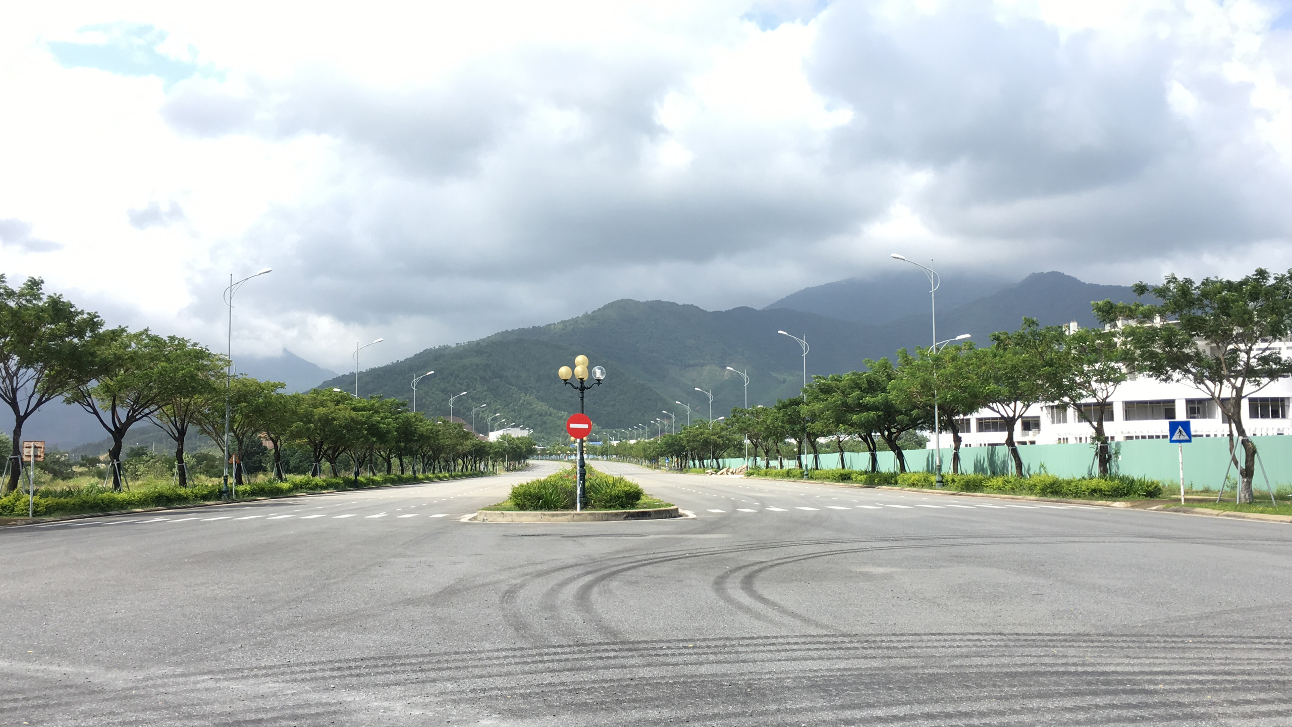 Tháng 6/2021, Đà Nẵng sẽ kêu gọi đầu tư vào khu công nghiệp hỗ trợ khu công nghệ cao - Ảnh 1. Tháng 6/2021, Đà Nẵng sẽ kêu gọi đầu tư vào khu công nghiệp hỗ trợ khu công nghệ cao - Ảnh 1.