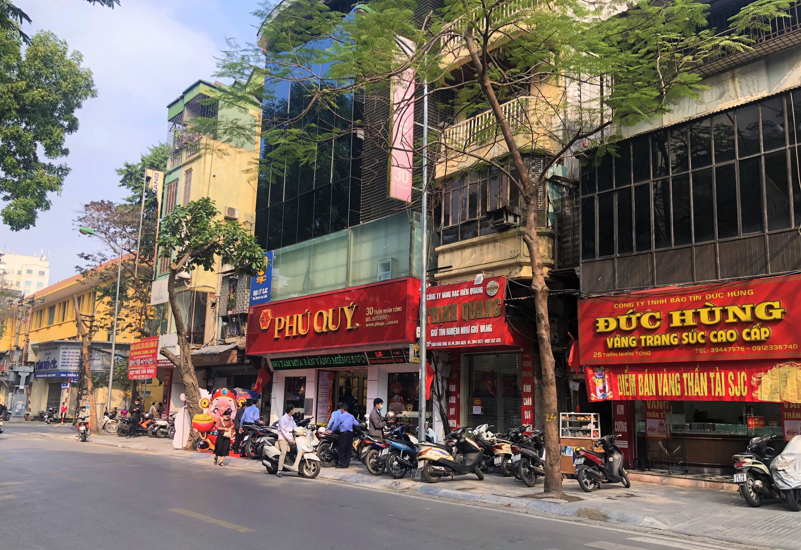 Giá đất tại những con phố bán vàng ở Hà Nội - Ảnh 3. Giá đất tại những con phố bán vàng ở Hà Nội - Ảnh 3.