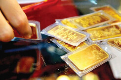 So sánh giá vàng hôm nay 24/2: SJC quay đầu giảm nhẹ