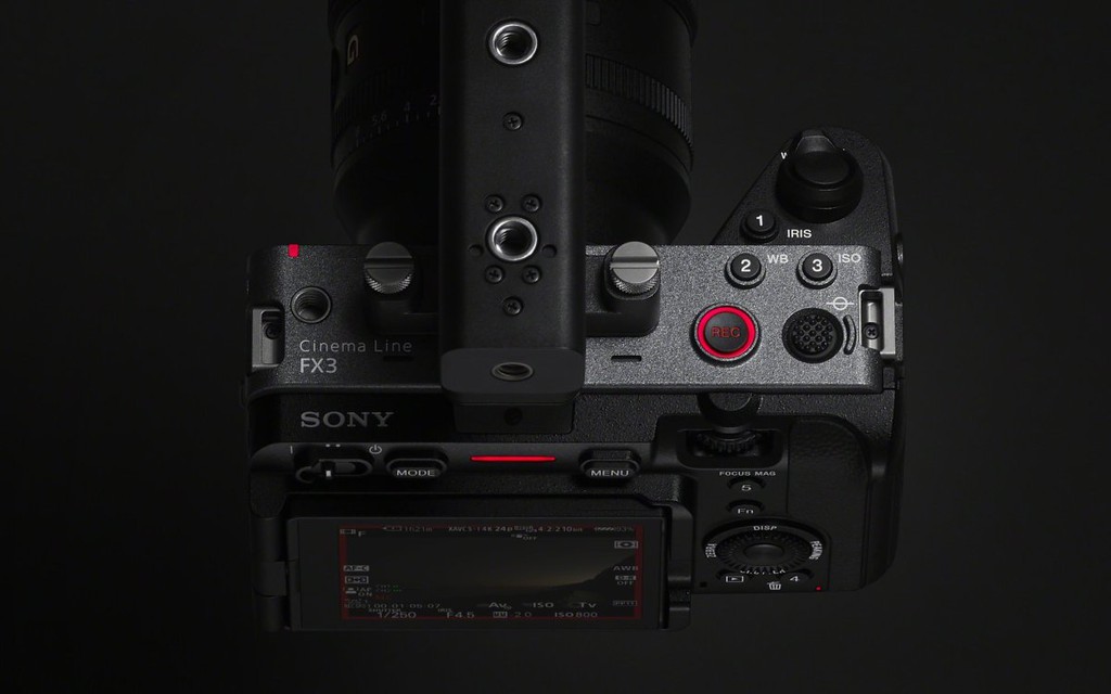 Sony cho ra mắt máy ảnh FX3 quay Full Frame có giá bán 3.900 USD  - Ảnh 3.