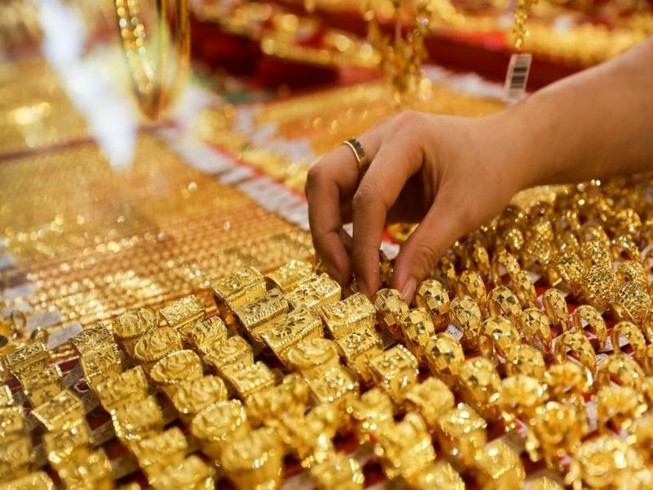Giá vàng hôm nay 26/2: SJC tiếp đà giảm trong bối cảnh lợi suất trái phiếu tăng - Ảnh 1. Giá vàng hôm nay 26/2: SJC tiếp đà giảm trong bối cảnh lợi suất trái phiếu tăng - Ảnh 1.