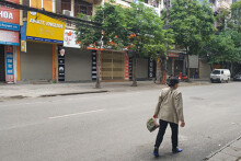 Hơn 33.600 doanh nghiệp rút lui khỏi thị trường trong hai tháng đầu năm