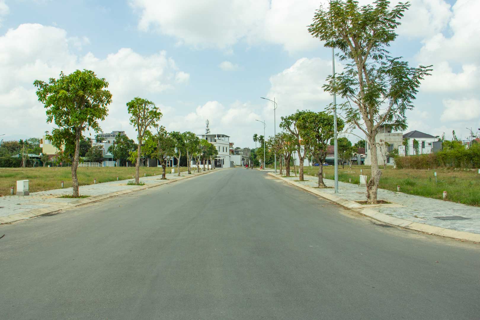 Quảng Ngãi chưa xem xét gia hạn triển khai dự án Bàu Cả của Phát Đạt - Ảnh 2. Quảng Ngãi chưa xem xét gia hạn triển khai dự án Bàu Cả của Phát Đạt - Ảnh 2.