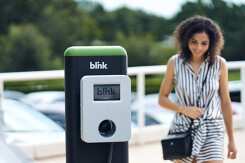 Cổ phiếu ngành xe điện tăng sốc 3.000% trong 8 tháng, vượt mặt cả Tesla