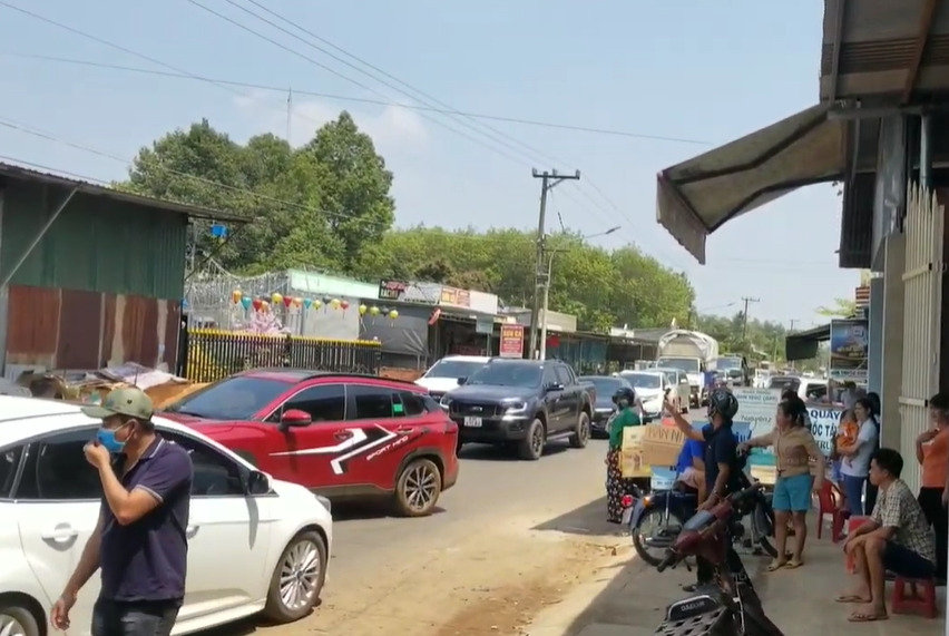 Chuyện muôn thuở: Những cơn sốt đất ăn theo quy hoạch sân bay - Ảnh 1.