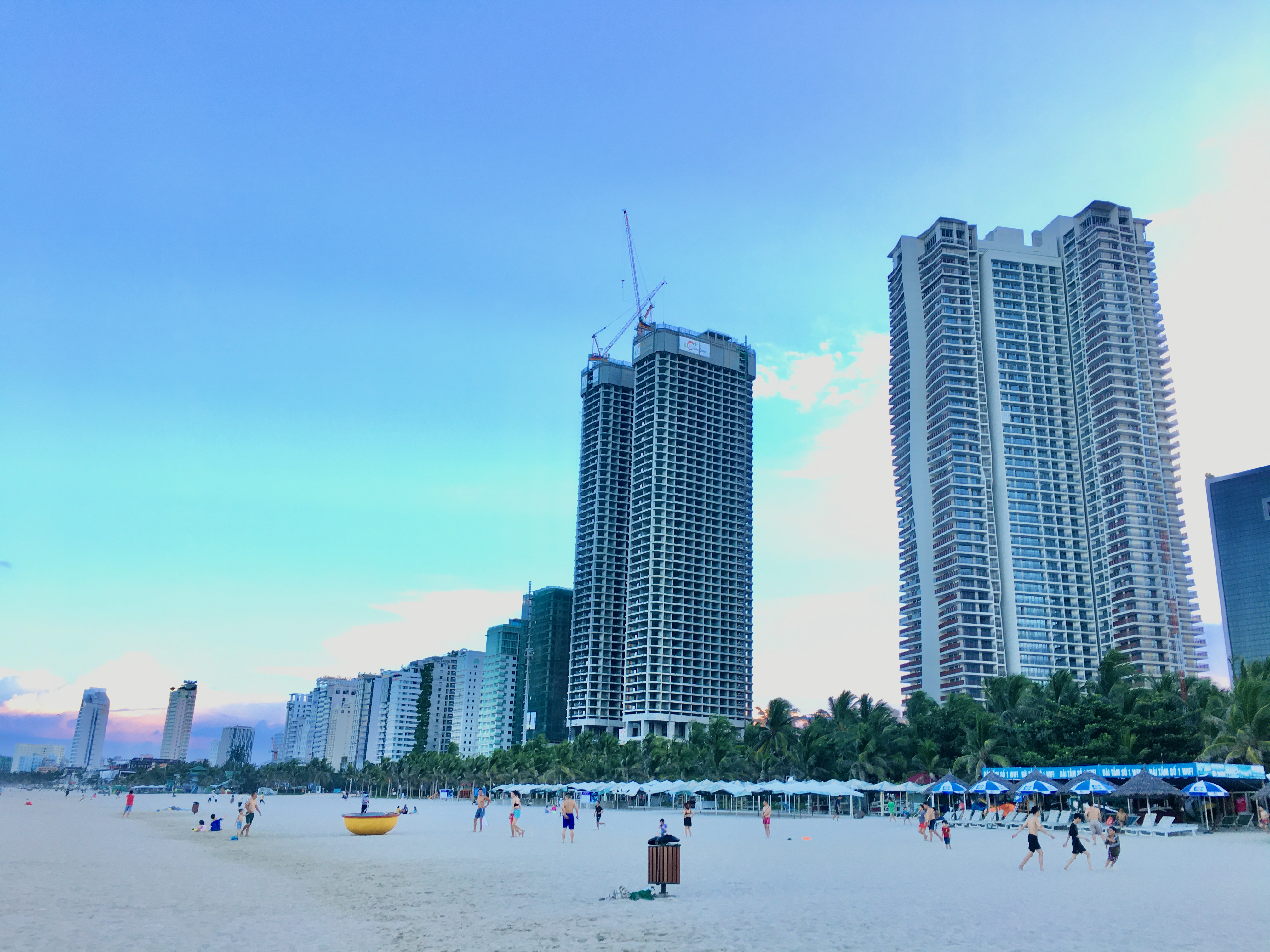 Thủ tướng: Đà Nẵng sẽ là thành phố loại đặc biệt của Việt Nam - Ảnh 2. Thủ tướng: Đà Nẵng sẽ là thành phố loại đặc biệt của Việt Nam - Ảnh 2.