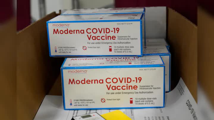 Các hãng dược thu được bao nhiêu từ việc bán vắc xin COVID-19 - Ảnh 2.