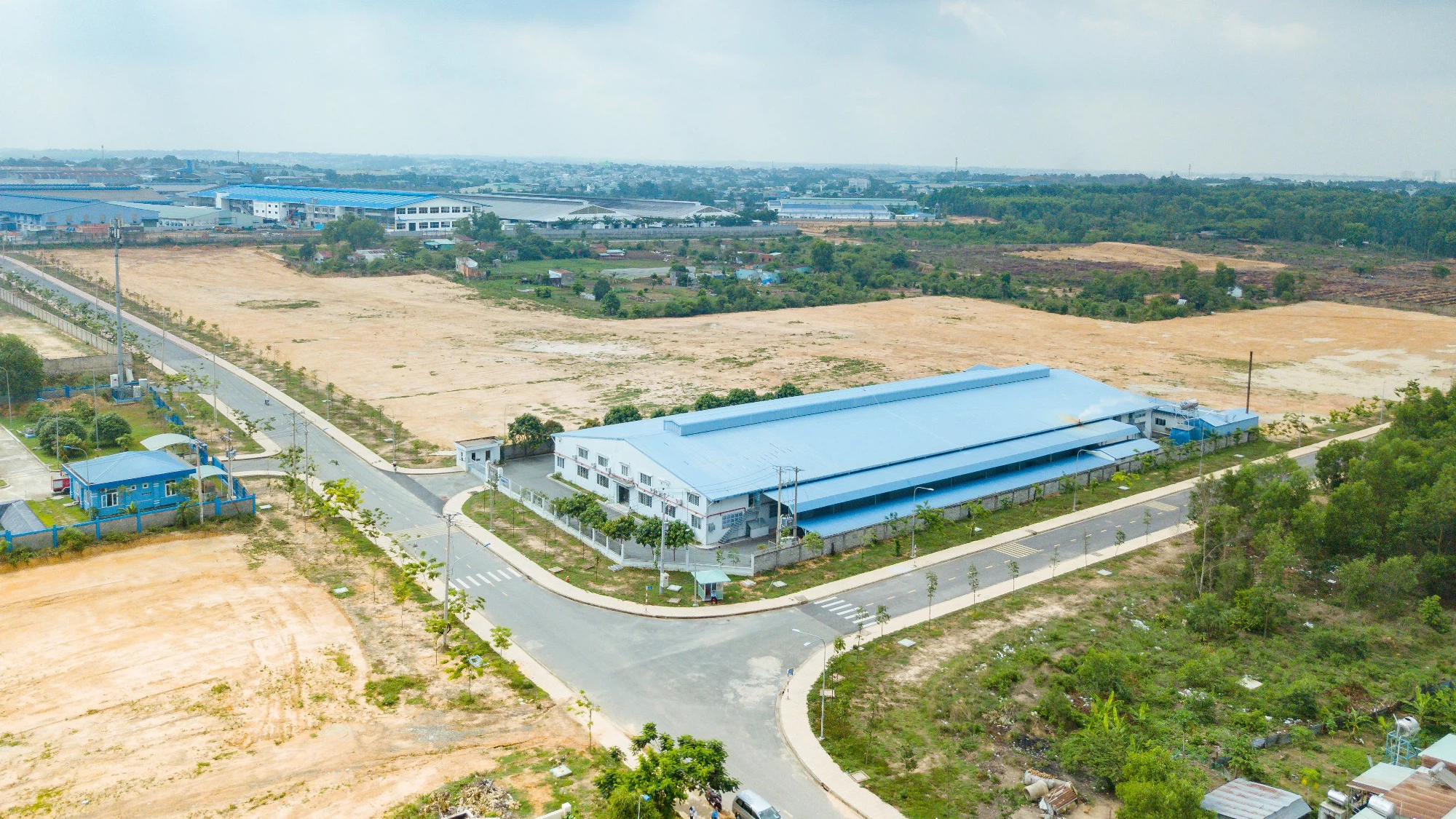 KCN Thạnh Phú của Sonadezi Long Bình vướng giải phóng mặt bằng sau 15 năm - Ảnh 1. KCN Thạnh Phú của Sonadezi Long Bình vướng giải phóng mặt bằng sau 15 năm - Ảnh 1.