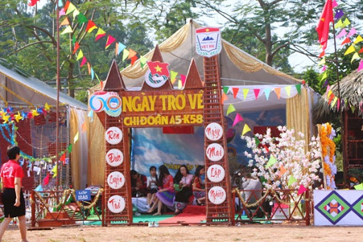 Gợi ý các cách dựng lều trại ngày 26/3 đẹp mắt và ấn tượng - Ảnh 7. Gợi ý các cách dựng lều trại ngày 26/3 đẹp mắt và ấn tượng - Ảnh 7.
