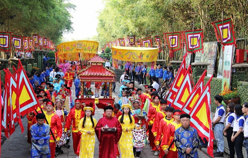 Nguồn gốc, ý nghĩa và ngày nghỉ giỗ tổ Hùng Vương 2021 - Ảnh 3. Nguồn gốc, ý nghĩa và ngày nghỉ giỗ tổ Hùng Vương 2021 - Ảnh 3.