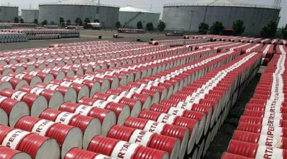 Giá xăng dầu hôm nay 18/3: Giá dầu tiếp tục giảm do hàng tồn kho của Mỹ tăng - Ảnh 1.