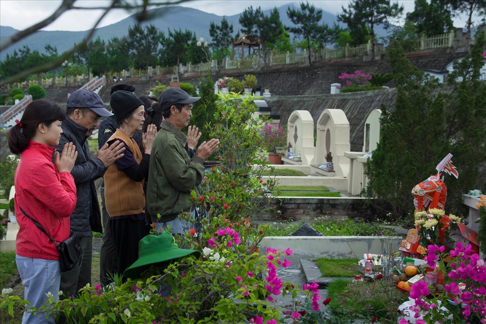 Lễ cúng Tết Thanh minh tươm tất tại nhà và ngoài mộ  - Ảnh 5.