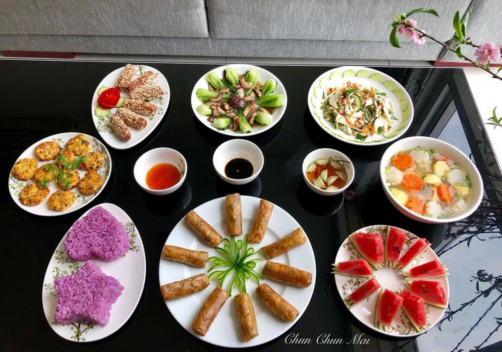 Lễ cúng Tết Thanh minh tươm tất tại nhà và ngoài mộ  - Ảnh 1.