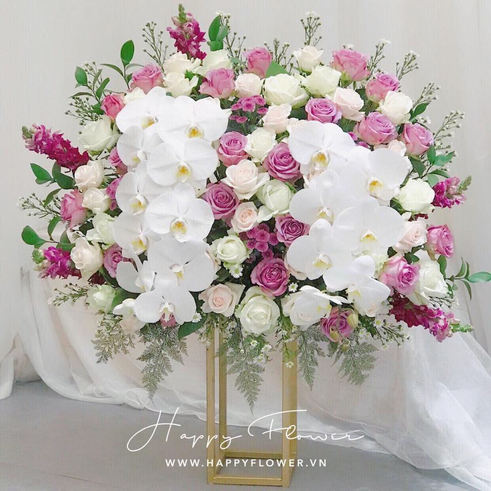 Tham khảo các mẫu lẵng hoa đẹp ngày 8/3 dành tặng phái nữ - Ảnh 10. Tham khảo các mẫu lẵng hoa đẹp ngày 8/3 dành tặng phái nữ - Ảnh 10.
