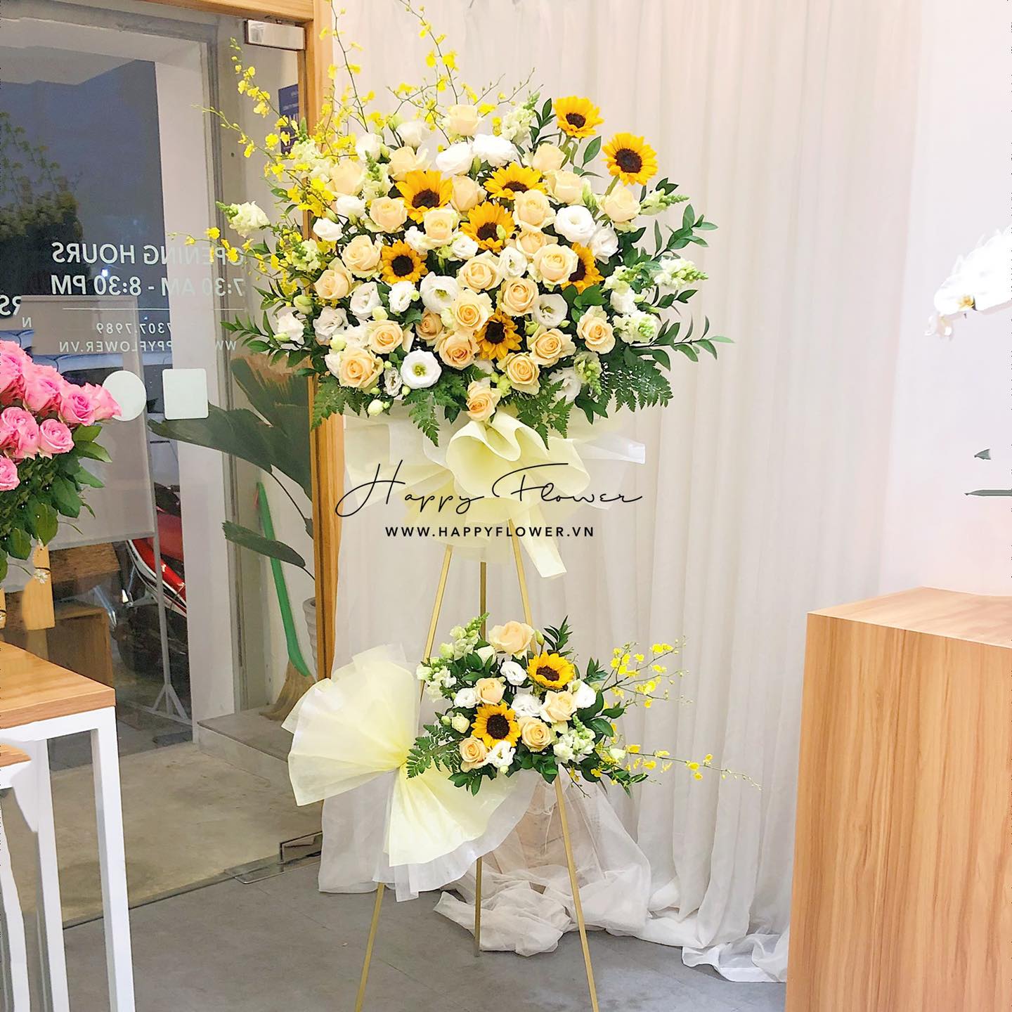 Tham khảo các mẫu lẵng hoa đẹp ngày 8/3 dành tặng phái nữ - Ảnh 16. Tham khảo các mẫu lẵng hoa đẹp ngày 8/3 dành tặng phái nữ - Ảnh 16.