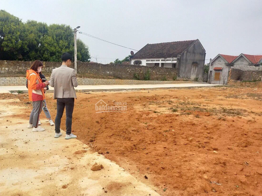 Đất đấu giá tăng hàng chục tỷ so với khởi điểm ở Bắc Giang là bình thường, nhưng không loại trừ nguy cơ sốt ảo? - Ảnh 1. Đất đấu giá tăng hàng chục tỷ so với khởi điểm ở Bắc Giang là bình thường, nhưng không loại trừ nguy cơ sốt ảo? - Ảnh 1.