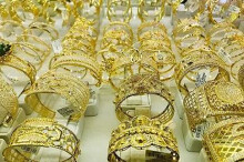 So sánh giá vàng hôm nay 22/3: Đầu tuần, giá vàng SJC tăng giảm trái chiều