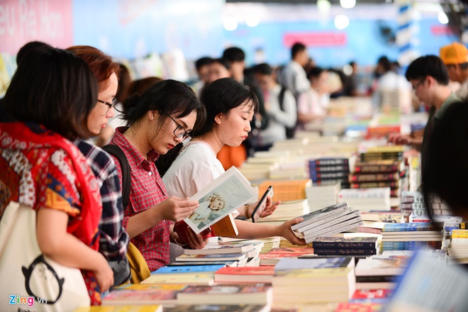 Chi tiết các ngày lễ trong tháng 4 năm 2021 - Ảnh 1.