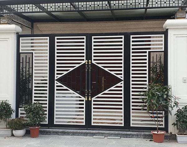 Gợi ý các mẫu cổng sắt đẹp, nổi bật trong năm 2021 - Ảnh 5. Gợi ý các mẫu cổng sắt đẹp, nổi bật trong năm 2021 - Ảnh 5.