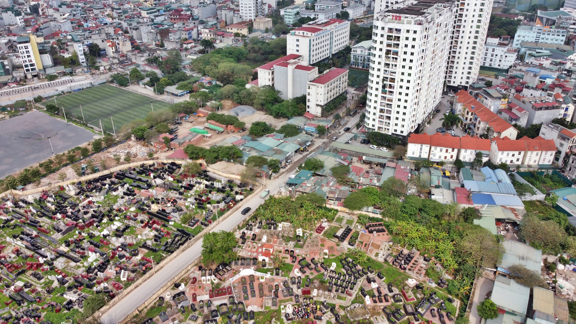 Toàn cảnh đường từ Vũ Quỳnh đến Lê Đức Thọ - Phạm Hùng đang mở theo quy hoạch ở Hà Nội - Ảnh 11. Toàn cảnh đường từ Vũ Quỳnh đến Lê Đức Thọ - Phạm Hùng đang mở theo quy hoạch ở Hà Nội - Ảnh 11.