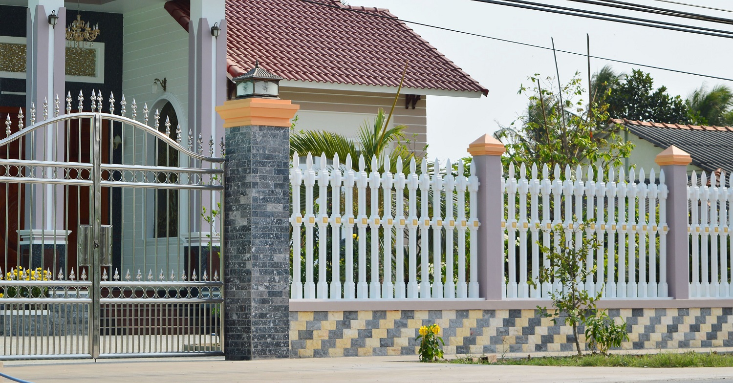 Gợi ý một số mẫu hàng rào đẹp và kiên cố cho nhà cấp 4 - Ảnh 16. Gợi ý một số mẫu hàng rào đẹp và kiên cố cho nhà cấp 4 - Ảnh 16.