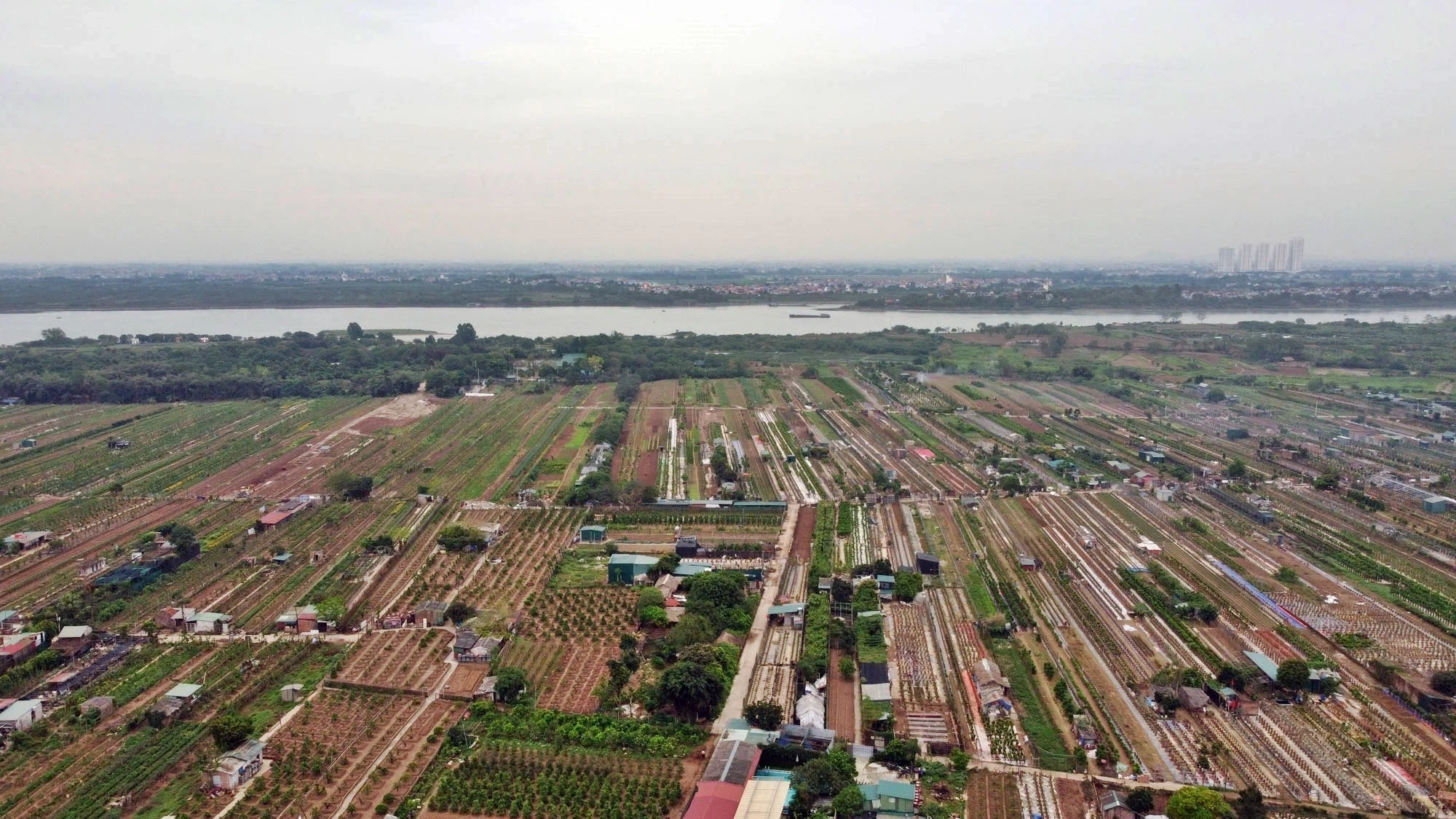 Toàn cảnh hiện trạng Phân khu đô thị sông Hồng trên địa bàn quận Tây Hồ - Ảnh 17. Toàn cảnh hiện trạng Phân khu đô thị sông Hồng trên địa bàn quận Tây Hồ - Ảnh 17.