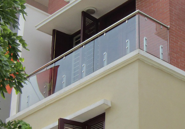 Tham khảo những mẫu lan can đẹp và kiên cố cho căn nhà của bạn - Ảnh 3. Tham khảo những mẫu lan can đẹp và kiên cố cho căn nhà của bạn - Ảnh 3.