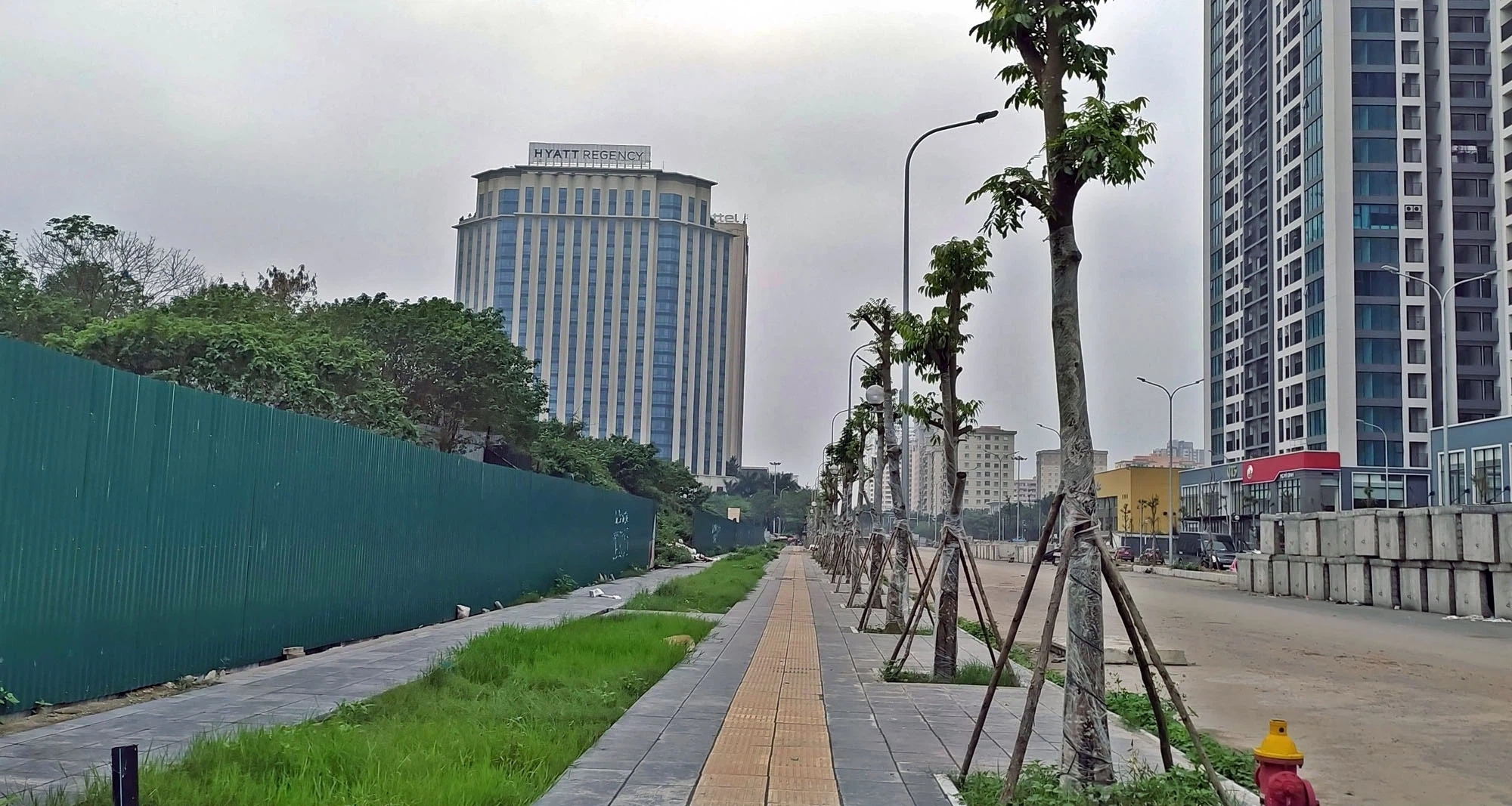 Toàn cảnh đường nối Lê Đức Thọ - Phạm Hùng đang mở theo quy hoạch ở Hà Nội - Ảnh 16. Toàn cảnh đường nối Lê Đức Thọ - Phạm Hùng đang mở theo quy hoạch ở Hà Nội - Ảnh 16.