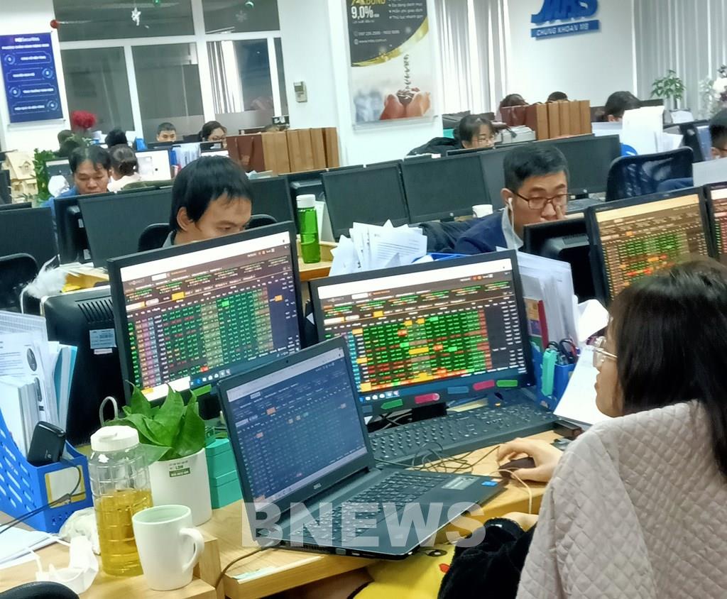Chuyên gia lý giải việc khối ngoại liên tiếp bán ròng trên thị trường chứng khoán - Ảnh 1. Chuyên gia lý giải việc khối ngoại liên tiếp bán ròng trên thị trường chứng khoán - Ảnh 1.