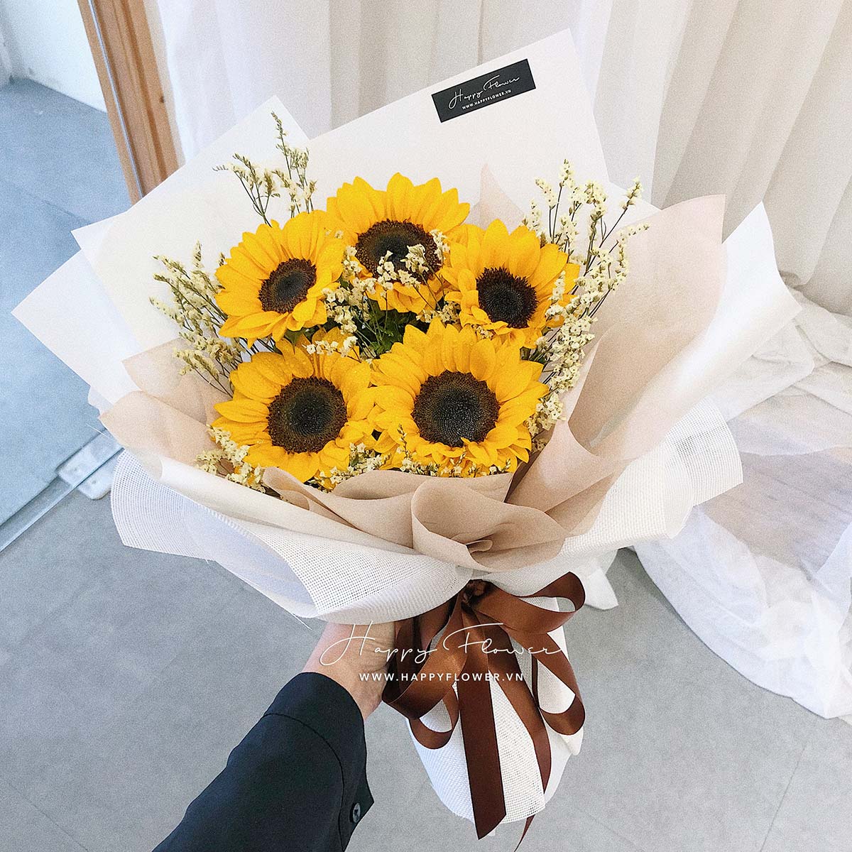 Một số mẫu hoa ngày 8/3 đẹp và ý nghĩa để gửi đến phái nữ  - Ảnh 14.