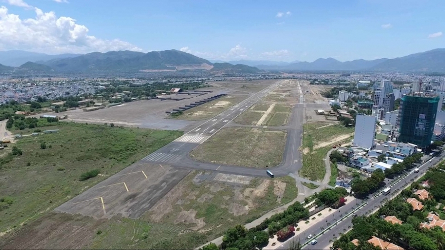 Sẽ giao 96,01 ha đất sân bay Nha Trang cũ cho Khánh Hòa đấu giá - Ảnh 1. Sẽ giao 96,01 ha đất sân bay Nha Trang cũ cho Khánh Hòa đấu giá - Ảnh 1.