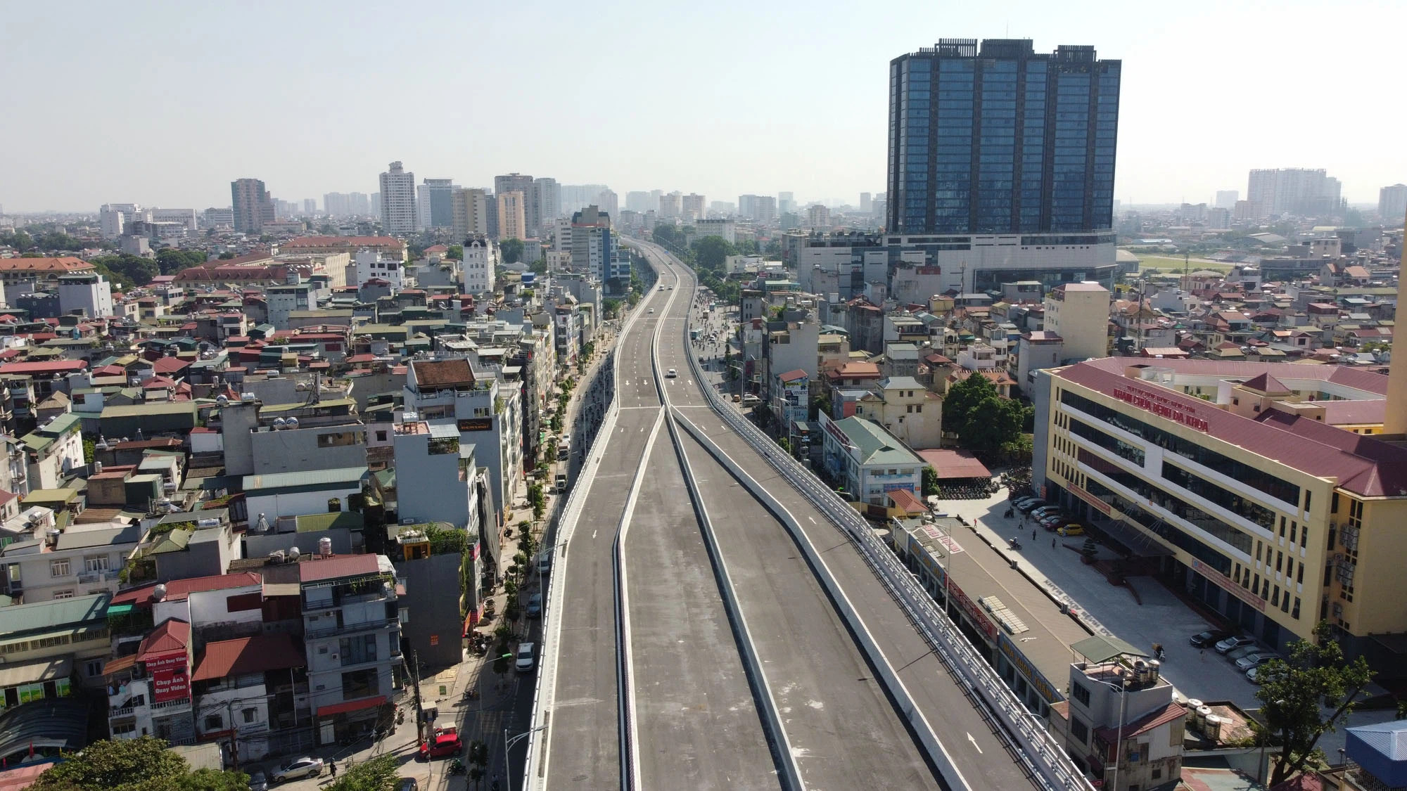 Hà Nội bố trí 200.000 tỷ đầu tư công, làm hàng loạt dự án giao thông trọng điểm giai đoạn 2021 - 2025 - Ảnh 1.