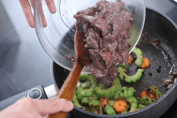 Bật mí một số món xào ngon, hấp dẫn và dễ làm vào ngày cuối tuần - Ảnh 8. Bật mí một số món xào ngon, hấp dẫn và dễ làm vào ngày cuối tuần - Ảnh 8.